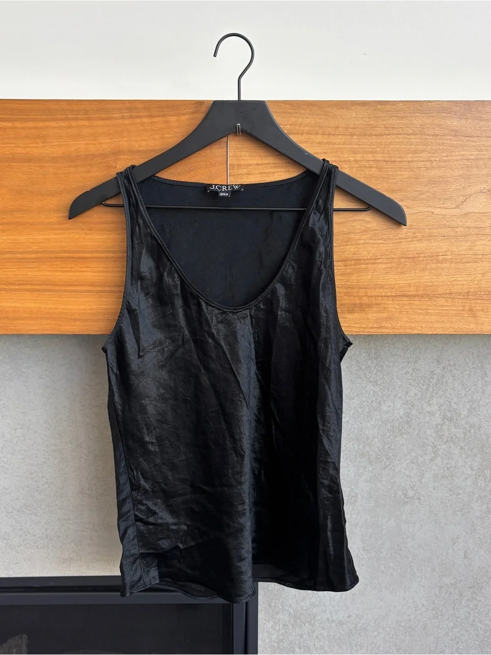 NWOT J. Crew Scoopneck tank top in textured satin, Size S